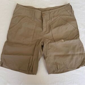 The North Face Women's Cargo Shorts - Tan